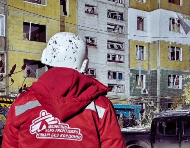 MSF team member responds to a bombing in Sumy, Ukraine.