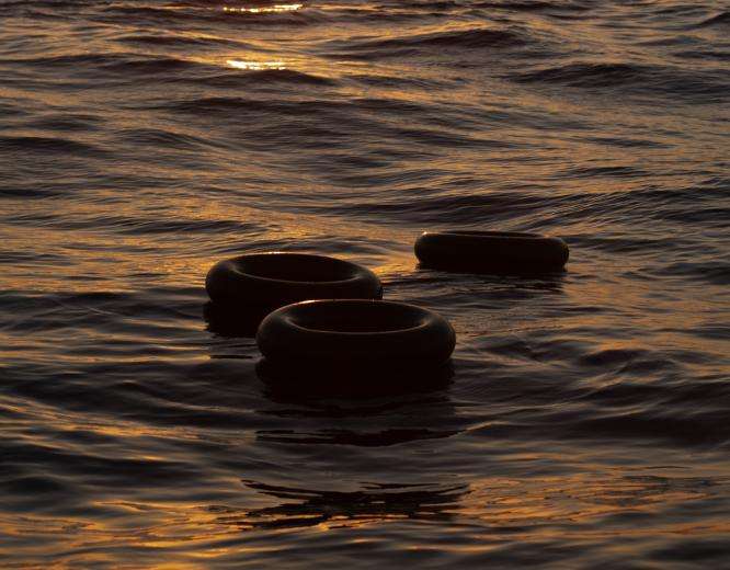 Floating objects in the Mediterranean Sea